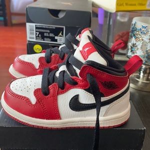 COPY - Jordan Retro Mid 1